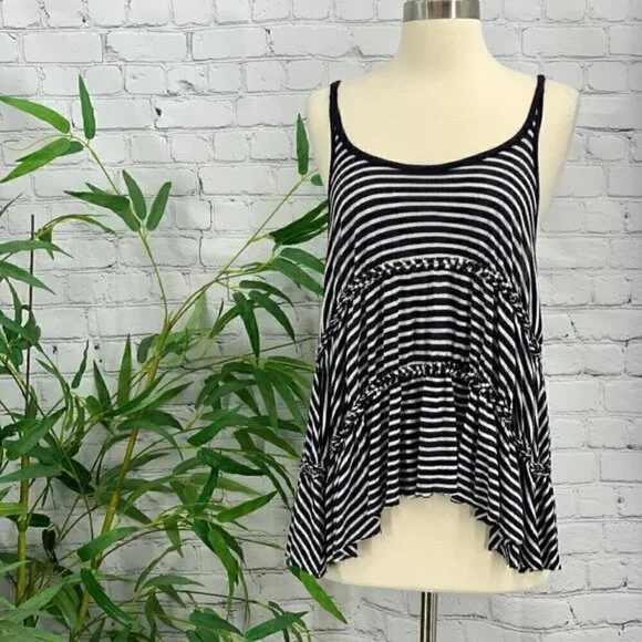 🎉We The Free Dark Navy & White Stripe Knit Top - Picture 5 of 5